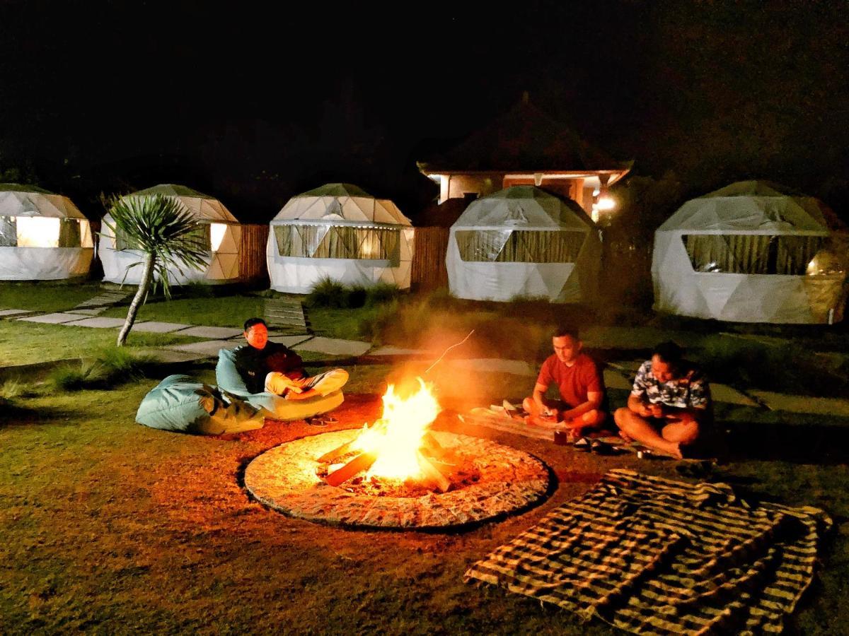 Отель Igloo Glamping Bali Кинтамани Экстерьер фото